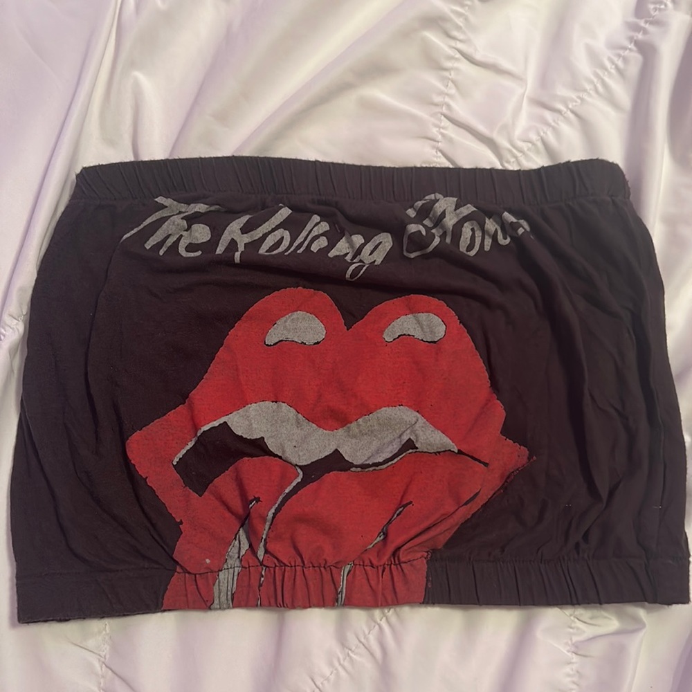 American Eagle Rolling Stones flowy tube top